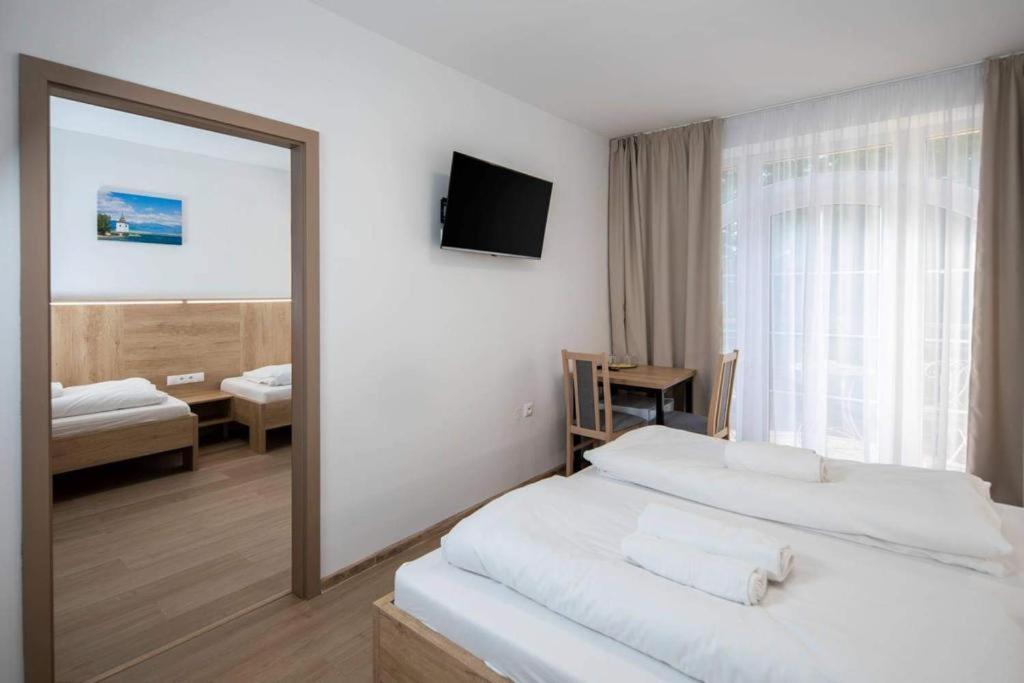 Penzion Zuzana Ruzomberok Exterior foto